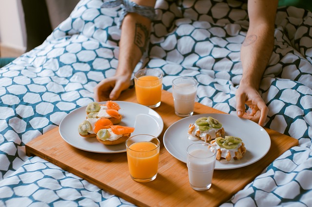 breakfast on the bed